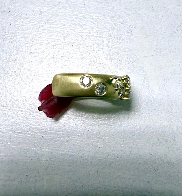 Joshi - 18k yellow gold diamond ring - Remaining Balance
