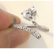 Catherine - Heart Diamond ring